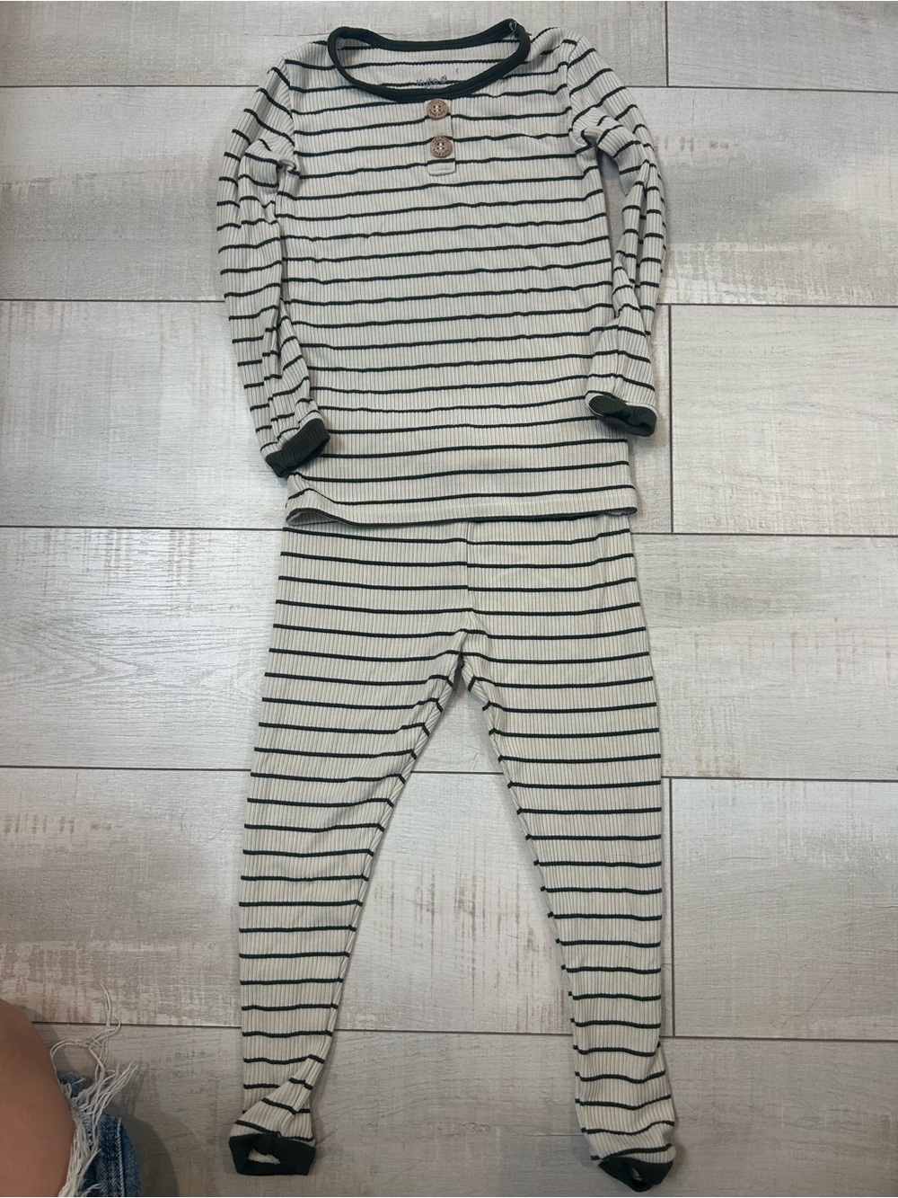 Kyte BABY Cream and Black Striped Ribbed Footed Pajama Set with Button Henley